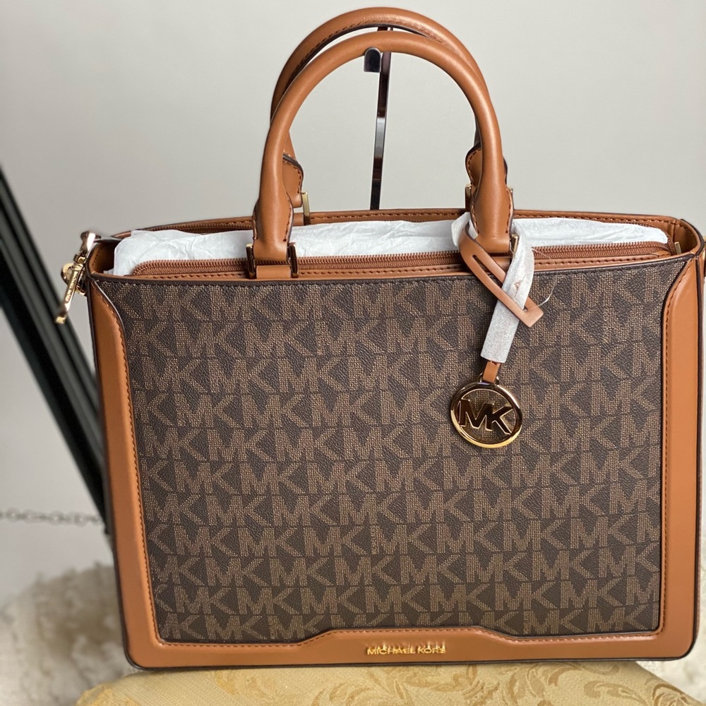 michael kors purse